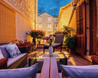 Villa Trogir Stars - Trogir - Balcón