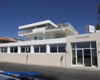 Hotel Ristorante Centosedici - Terracina - Rakennus