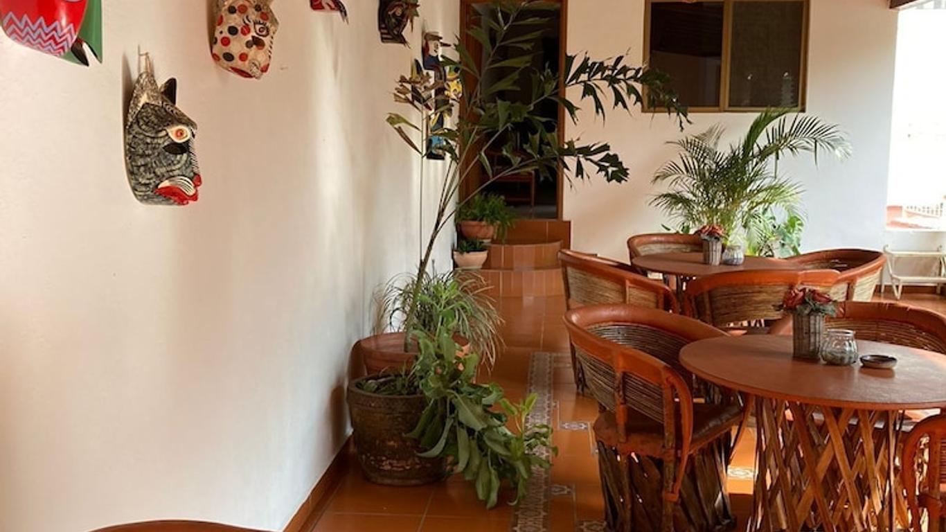 Hostal Casa Blanca