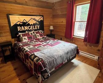 Outta Range - Rangeley - Bedroom