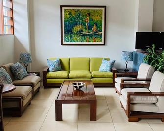 Hotel Acosta - איקיטוס - סלון