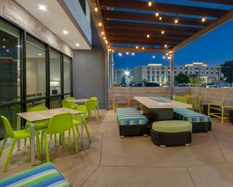 Home2 Suites by Hilton Burleson - Burleson - Ресторан