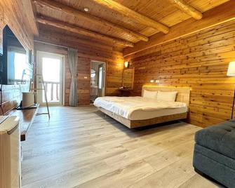 Dindai Glass Vacation Villa - Ren-ai Township - Bedroom