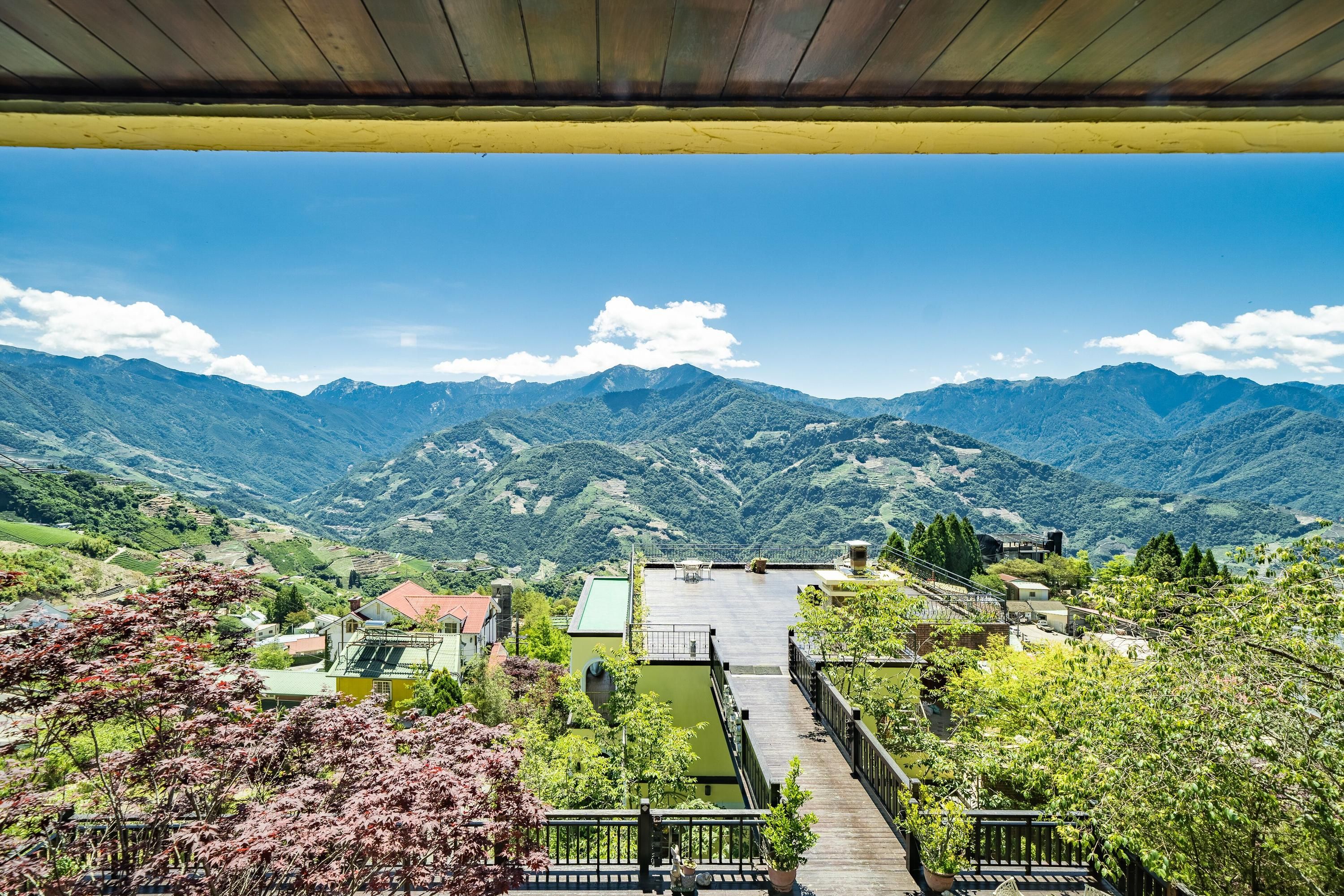 إغمونت ريزورت