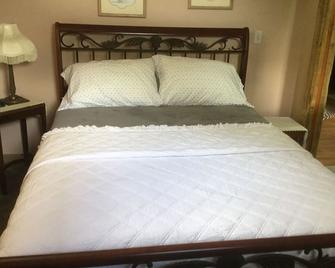 Meadows Mountains and More - واتربوري (فيرمونت) - غرفة نوم