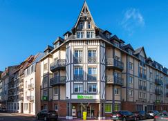 Ibis Styles Deauville Centre - Deauville - Rakennus