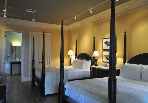 Houmas House Plantation and Gardens from Darrow Hotel Deals