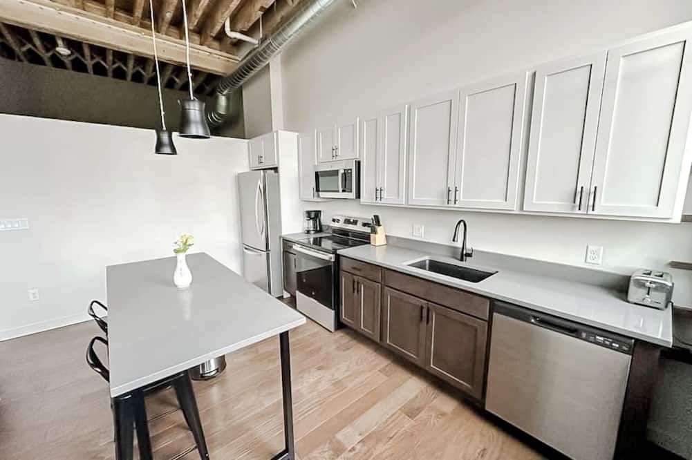 Sleepover | Radiant 1bd/1ba Loft - Newton - Newton - Küche