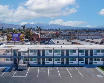 Astro Motel - San Bernardino