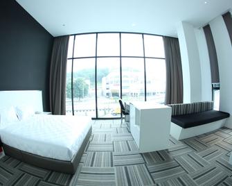 Beverly Hotel - Taiping - Bedroom