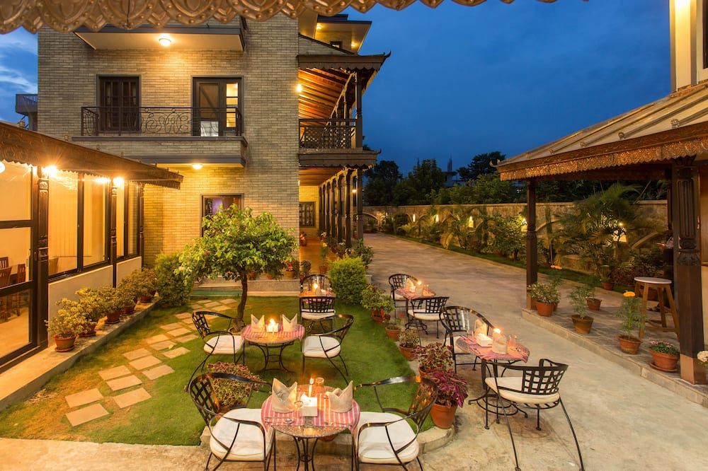 هوتل أوتساب هيمالايا - بوخارا - شرفة مرصوفة