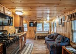 Pemi Cabins - Lincoln - Living room