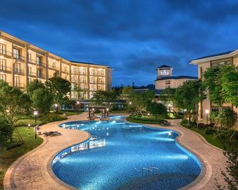 C&D Resort,Wuyi Mountain - Nanping - Piscina