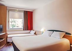 Ibis Barcelona Molins de Rei - Molins de Rei - Bedroom