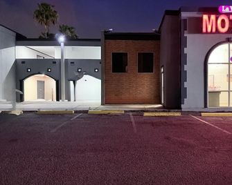 La Vista Motel - Brownsville