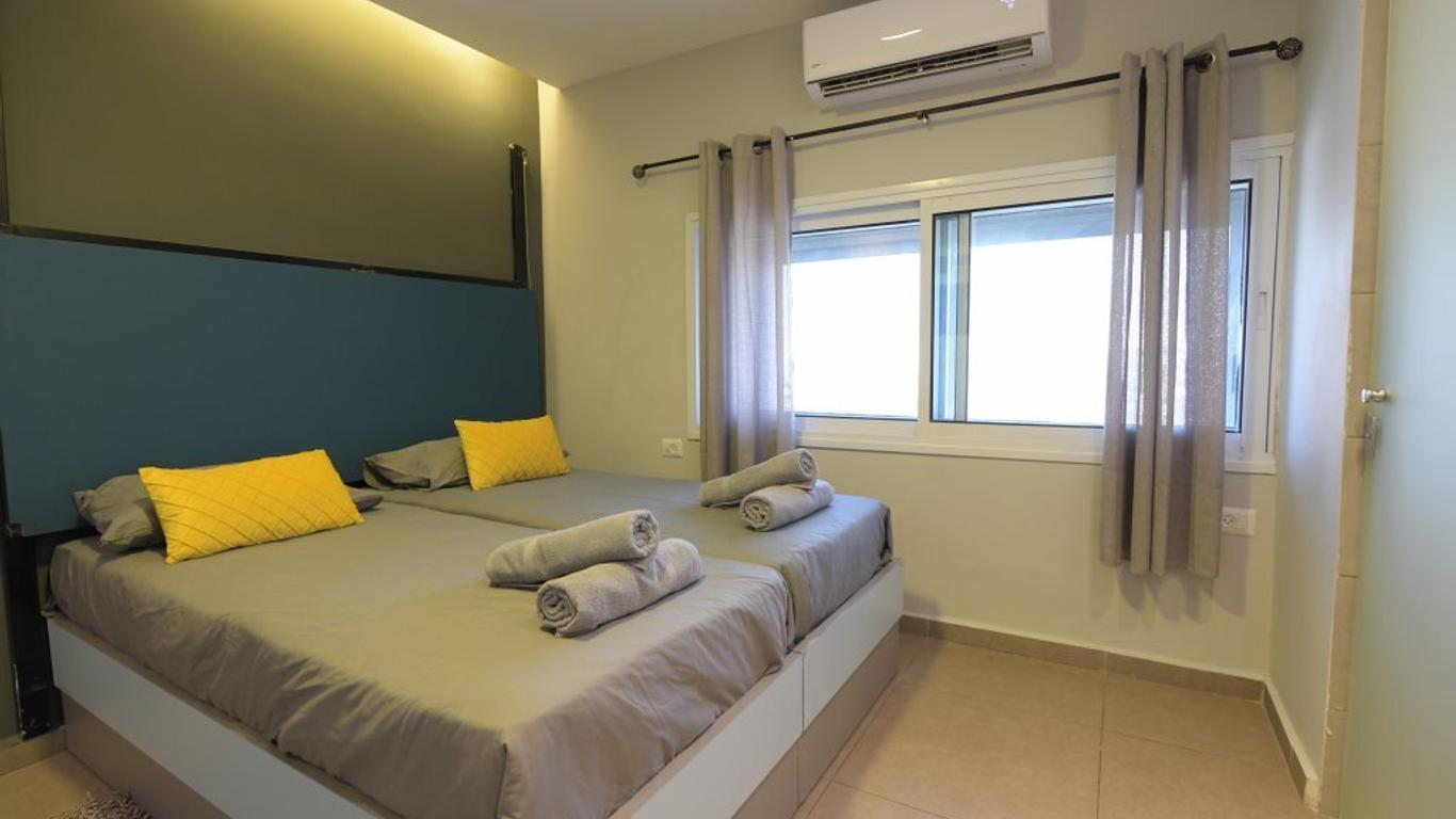 Amdar Hostel