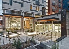 Sunny Ballard 1BR w/ Gym & Rooftop Deck, near shopping, by Blueground - Seattle - Building