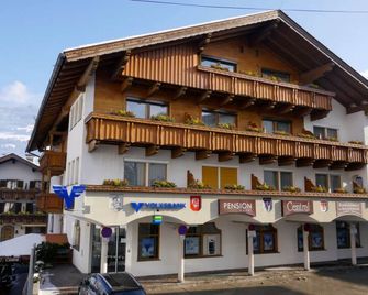 Hotel & Apart Central - Fügen - Bygning