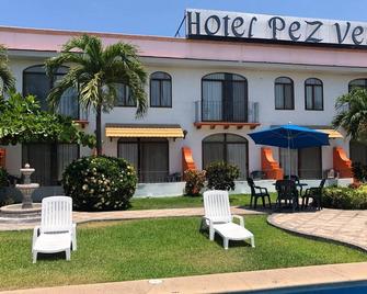 Hotel Pez Vela - Manzanillo - Patio