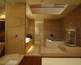 Chateau Boutique Motel - Taichung City - Spa
