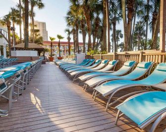 Holiday Inn Resort Panama City Beach By IHG - Panama City Beach - Pool