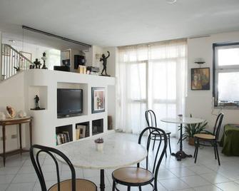 Hotel Calypso - פומפיי - חדר אוכל