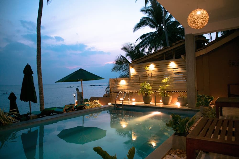 Sea World Boutique Hotel - Mirissa - בריכה