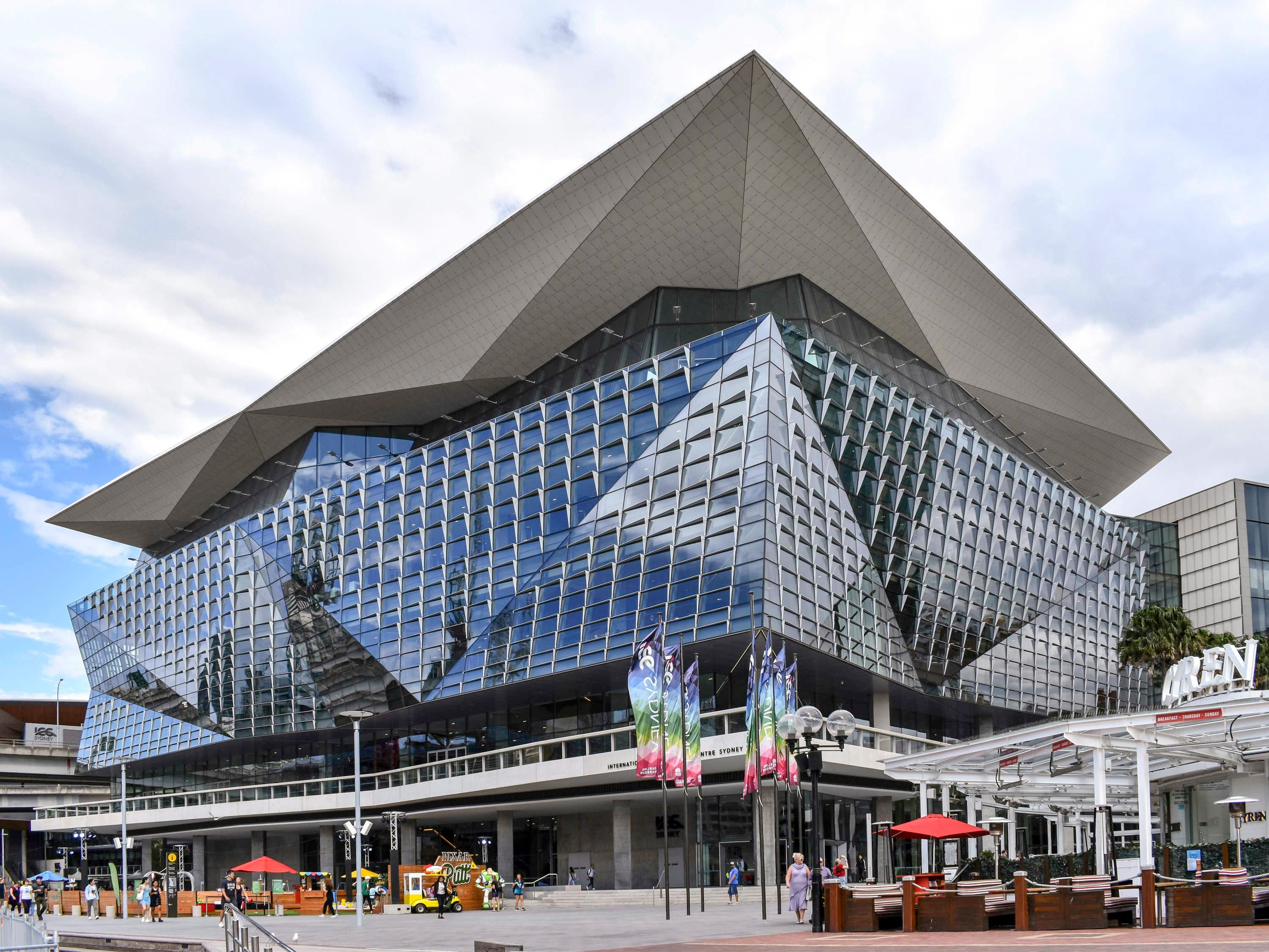 بريكفري أون برودواي سيدني