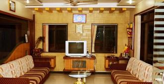 Hotel Sai Varsha - Shirdi