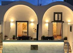 Villa Sertis Santorini - Imerovigli - Front desk