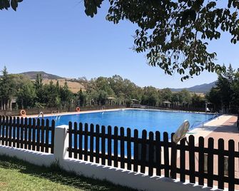 Charming House in Alcala De Los Gazules - Alcalá de los Gazules - Piscina