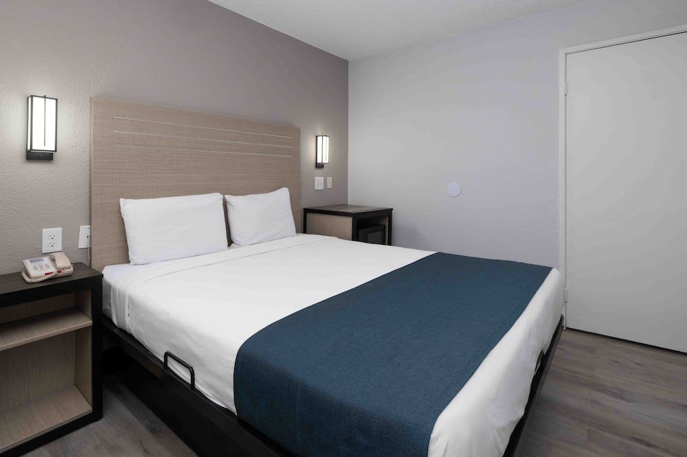 Motel 6 Phoenix Tempe - Broadway - Asu - Tempe - Bedroom