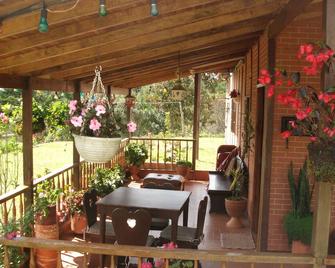 Country Finca in the heart of Parque Ecologico Piedras Blancas - Guarne - Patio
