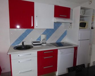 à la montagne en famille App106 - Cauterets - Kitchen