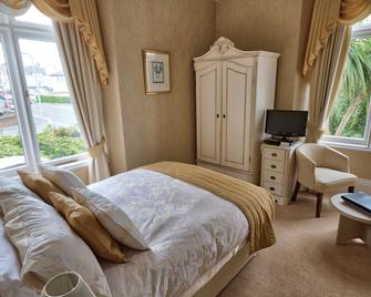 Holcombe House Guest House - Llandudno - Habitación