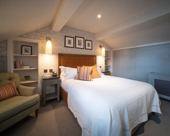 فندق إليفين ديدزبري بارك - مانشستر - غرفة نوم