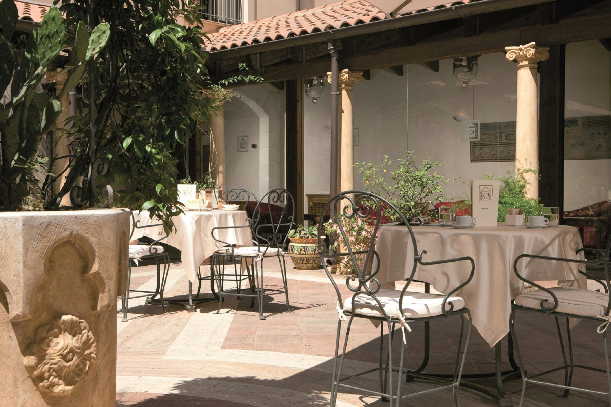 فندق كاتانه بالاس - كاتانيا - مطعم