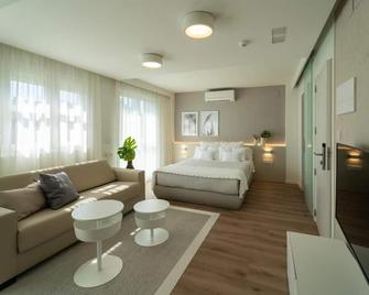 Hotel Rural Tierras del Cid - Alfoz de Quintanadueñas - Habitación