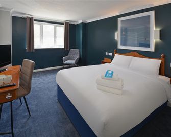 Travelodge Liverpool Stoneycroft - Liverpool - Bedroom