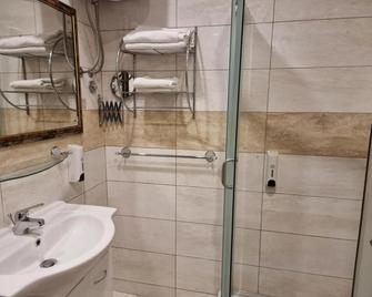 Kulla e Balshajve - Ulcinj - Bathroom