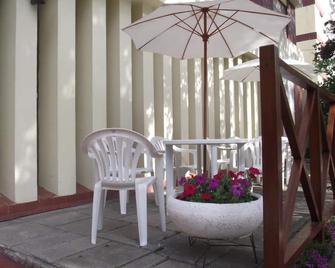 Hotel Resi San Bernardo - San Bernardo - Patio