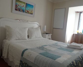 Hostal Pehuenche - Talca - Schlafzimmer