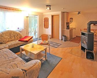 Ferienwohnung Krümmel - Schwarz - Sala de estar