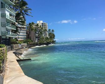 Impeccable Penthouse - Ocean & Diamondhead Views - Honolulu - Pool