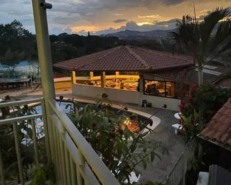Villa Garita Inn - La Garita De Alajuela - Huiskamer