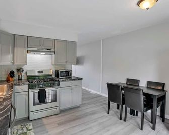 Housepitality - The Gahanna Ranch - 3 Br - Airport - Gahanna - Keuken