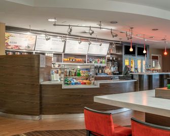 Courtyard by Marriott Salisbury - Salisbury - Bar