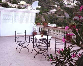 Villa Palumbo - Positano - Balcony