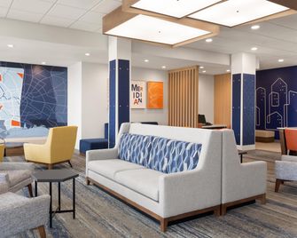 Holiday Inn Express & Suites Meridian I-20 by IHG - Meridian - Lounge