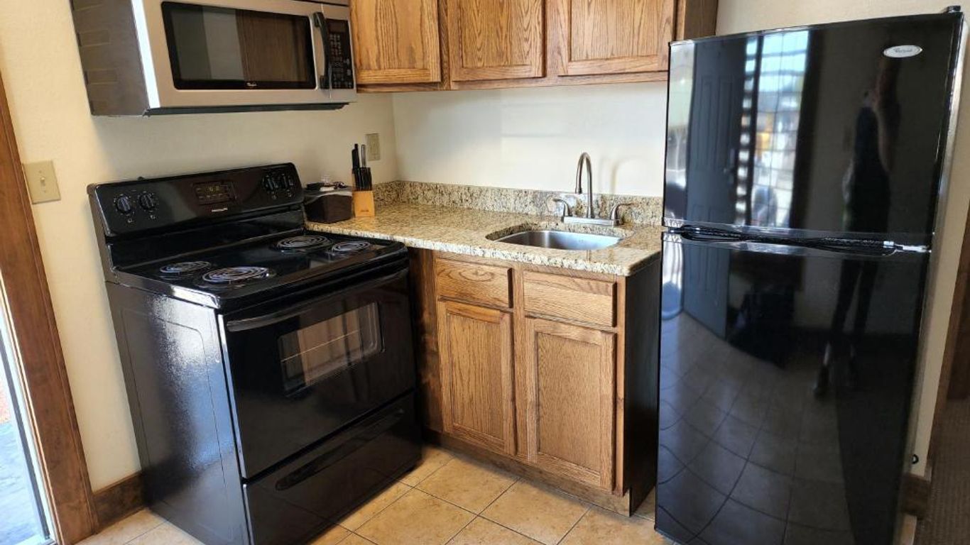 The Inn at Shady Lawn